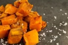 Recette : Dés de Potiron aux Raisins de Corinthe